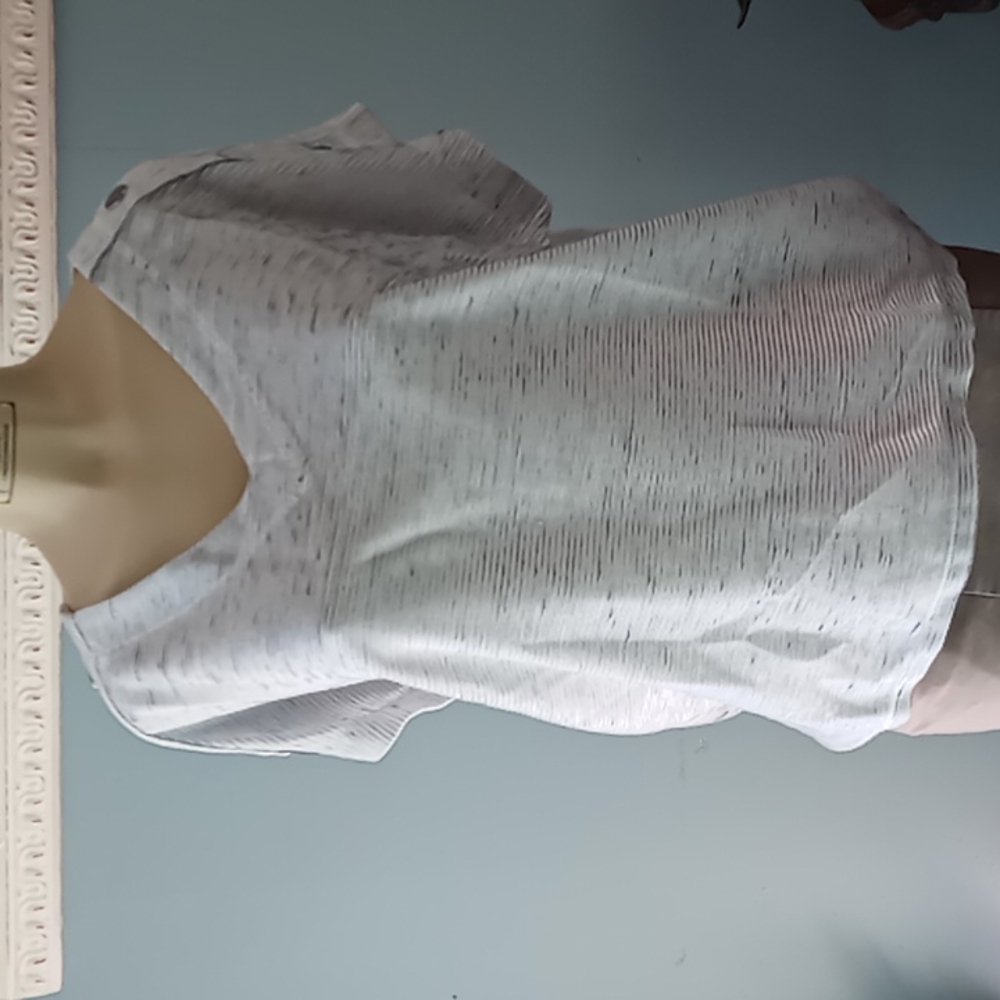 JONES NY White and Blue Striped Top